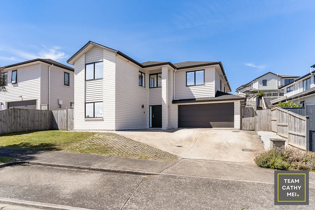 Papakura 5غرفة نوم Must Sell 3 + 2 Granny Flat with Views!!
