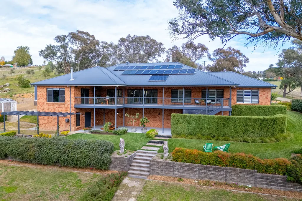 Orange 5 Bedroom Superb Rural Retreat, Your Own Private Oasis
