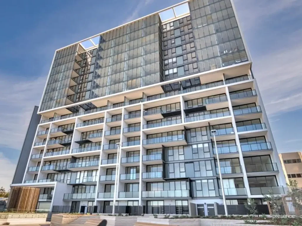MODERN INNER-CITY LIVING MOMENTS FROM NEWCASTLE BEACH