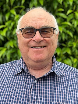 Les Barnes
