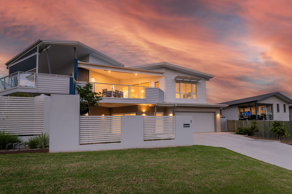 UNIT 1 17 CARRINGTON ST, WOOLGOOLGA NSW 2456, 0房, 0浴, Townhouse