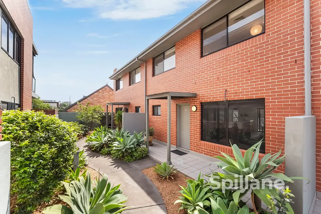 16/34 Cameron Street, Hamilton, NSW 2303
