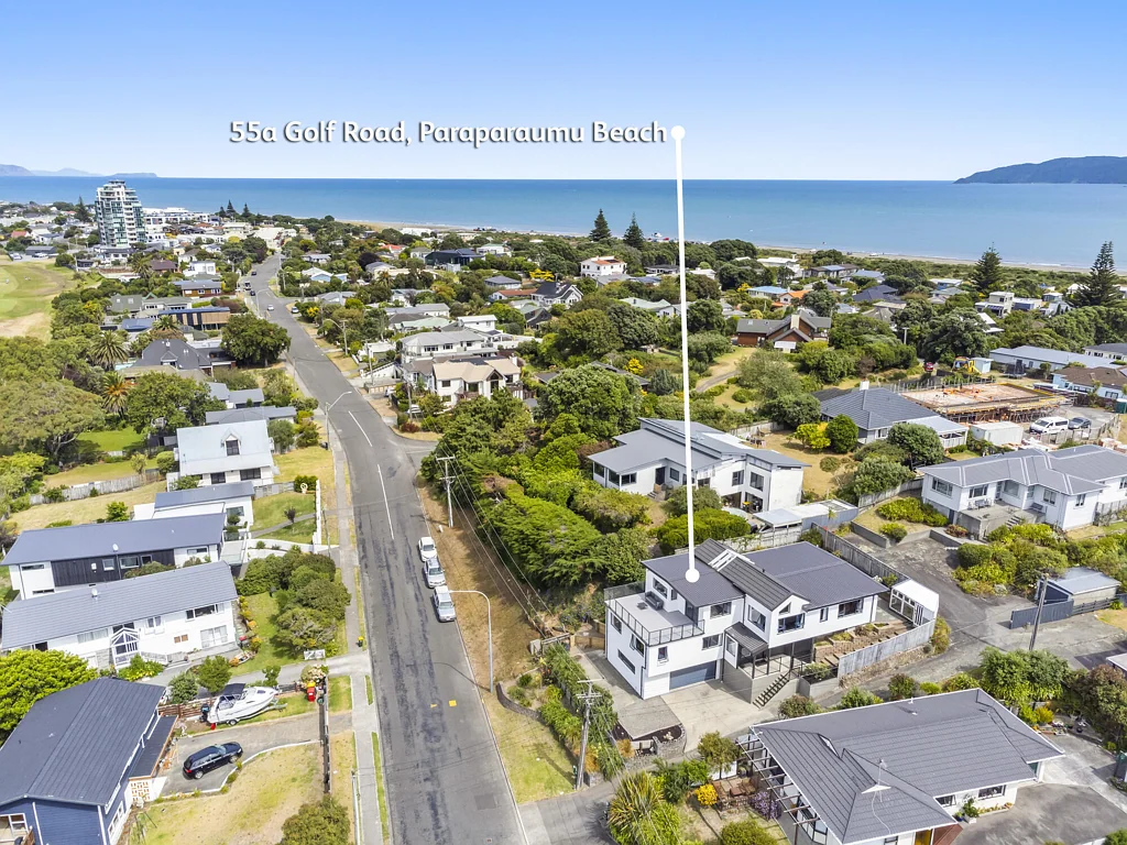 Paraparaumu Beach 4Habitaciones Fully Re-Cladded - Vendors are Australia bound
