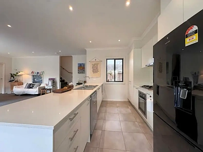 15 Queen Circuit, Sunshine, VIC 3020, 3 chambres, 2 salles de bain, House