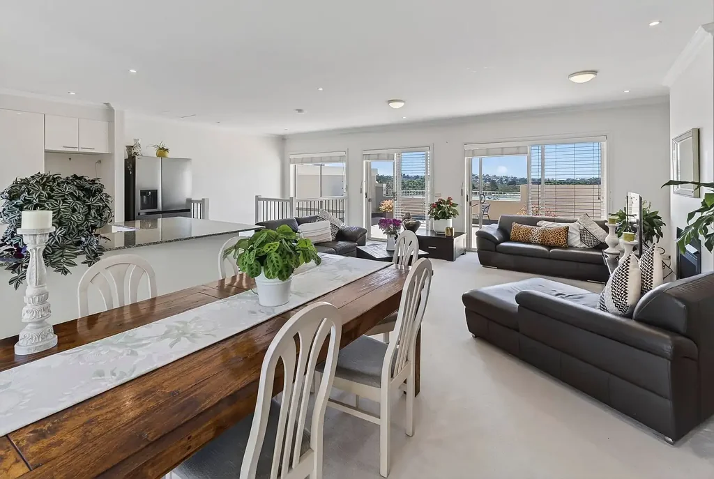 Katoomba 2房  Light Filled Townhouse with Scenic Outlook