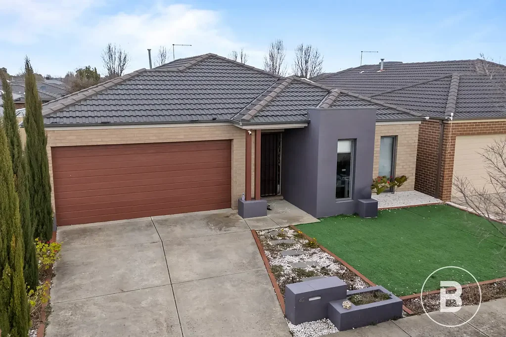 Alfredton 4 Bedroom MODERN ALFREDTON FAMILY HOME WITH ROOM TO GROW
