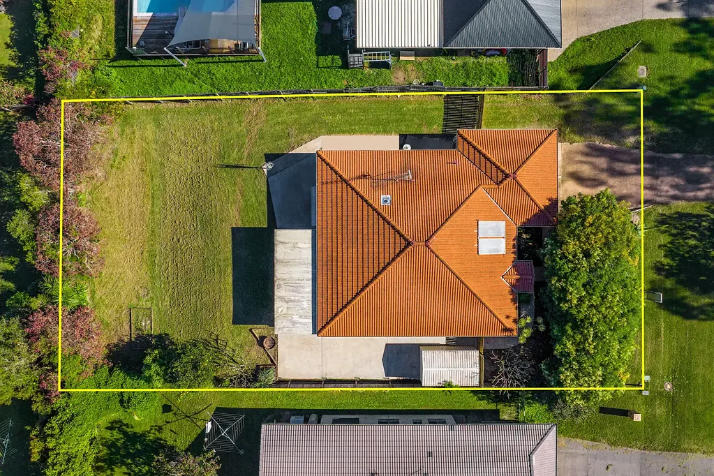 Gympie 4कमरा Endless Potential in a Prime Gympie Location!