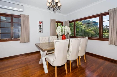 Charming 3 bedroom family home in fantastic lo...