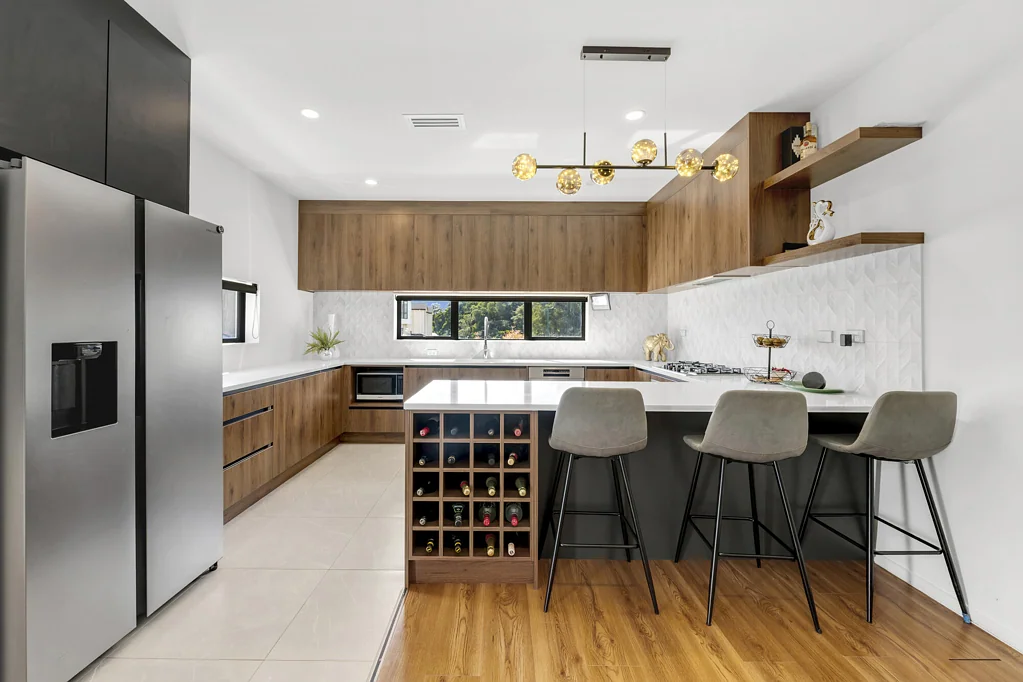 Flat Bush 5ห้องนอน Exceptional Value, All Offers Welcome!