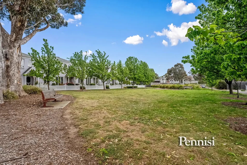 3 Lauriston Walk South, Sunbury, VIC 3429