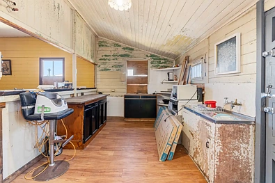7 New Exhibition Road, Wandal, QLD 4700, 5 slaapkamers, 2 badkamers, House