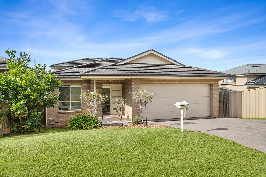 Albion Park 3房  SPACIOUS LOW-MAINTENANCE LIVING