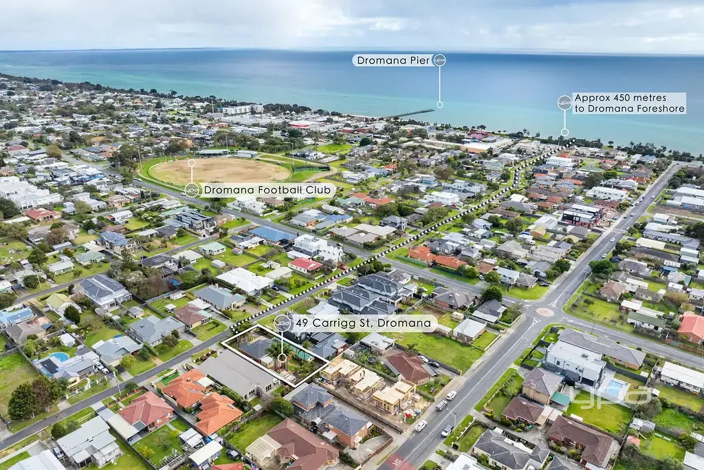 Dromana 4房 海畔雅居 450米至沙滩 经典砖房 宽敞地块 成熟社区 生活便捷 Seaside Charm and Unlimited Potential in the Heart of Dromana