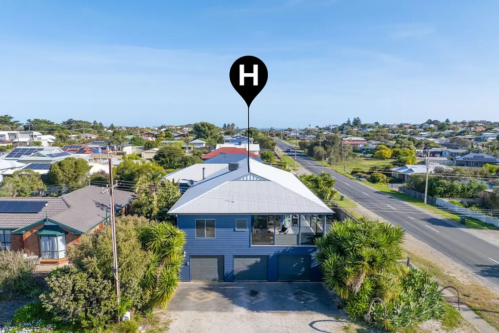 Goolwa South 4 Bedroom Large Executive home - Perfectly Positioned!