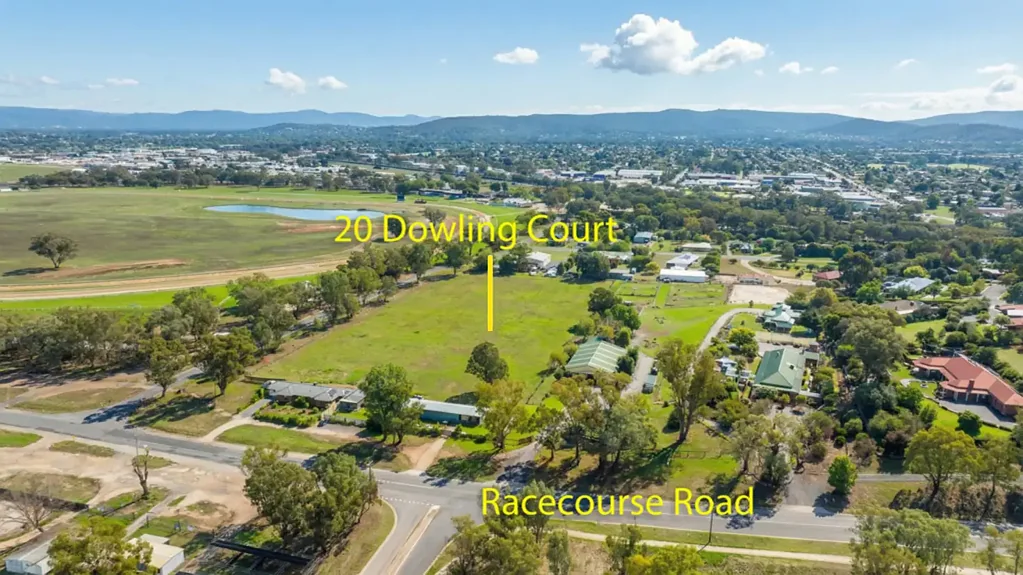 North Albury  Country Feel with Racecourse Views