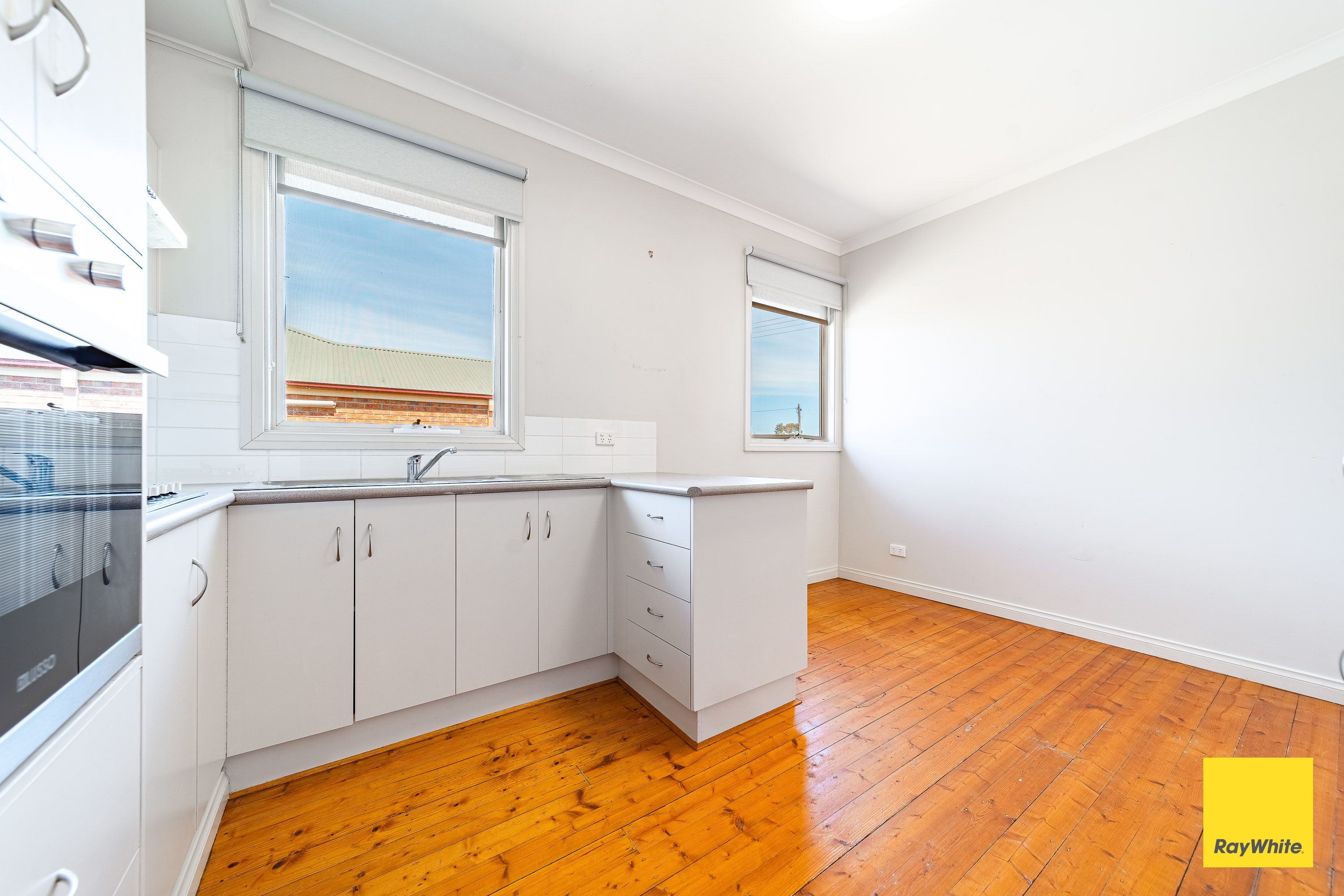 6 SYMONDS ST, GOLDEN SQUARE VIC 3555, 0 Schlafzimmer, 0 Badezimmer, House