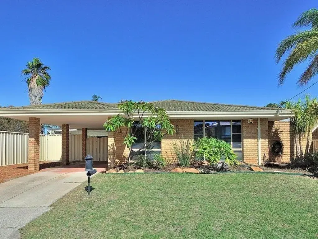 Hocking 3房  Huge 680m² Block with Endless Potential