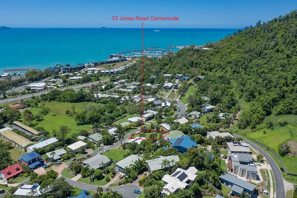 33 Jones Road, Cannonvale, QLD 4802