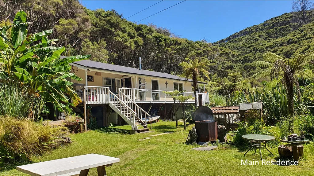 Kawau Island 4Kwarto Kawau Paradise - Home & Income Opportunity!