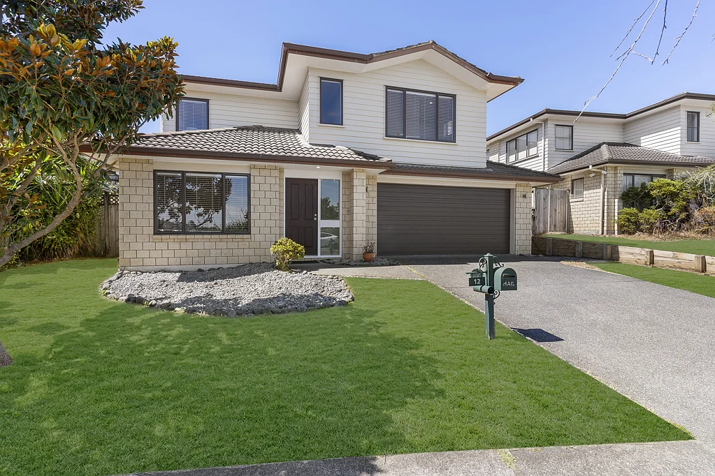 12 Valderama Drive, Flat Bush, Manukau City, Auckland