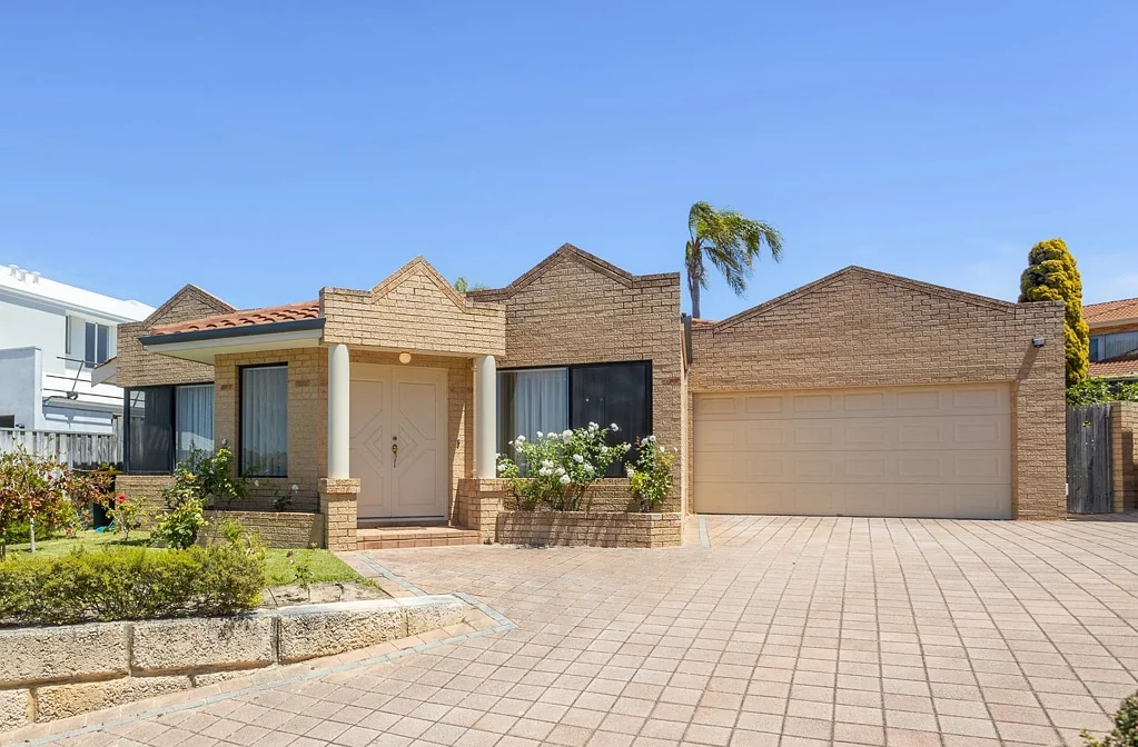 14 Hermite Rise, Sorrento, WA 6020