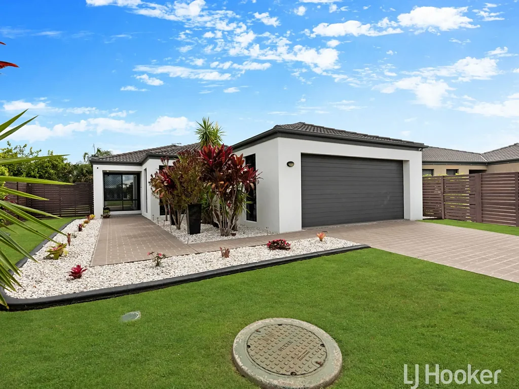 48 Endeavour Way, Eli Waters, QLD 4655