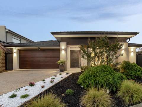 Craigieburn 4 Bedroom The Ultimate Family Haven - Spacious, Stylish & Perfectly Located!