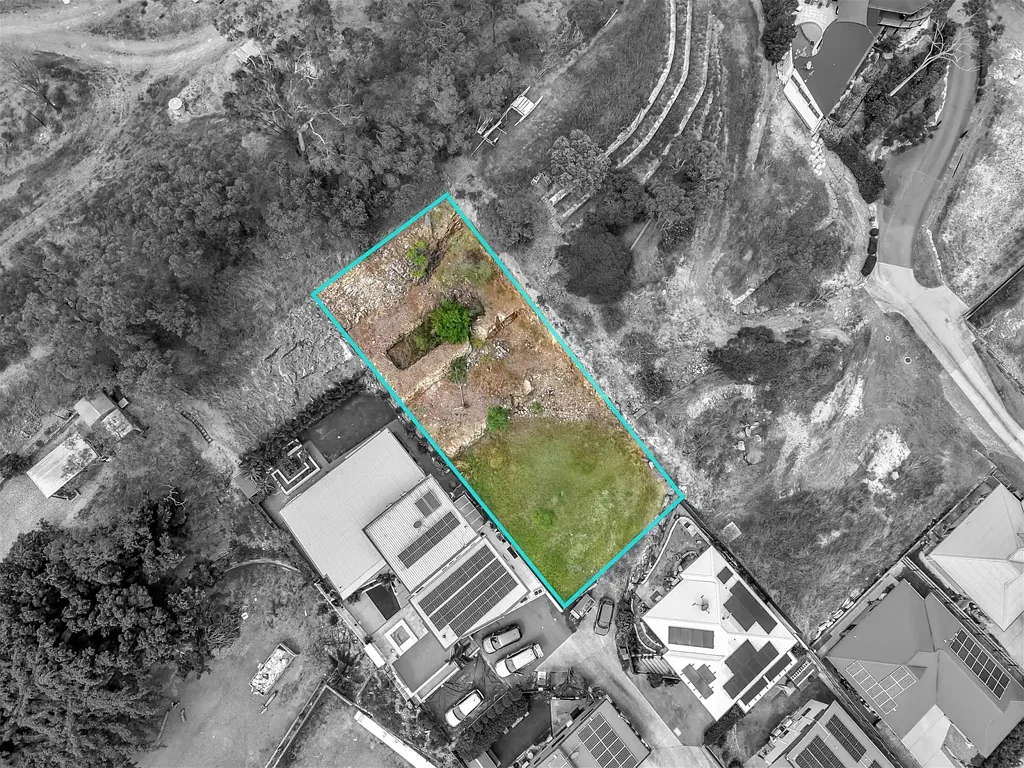 South Gladstone Rare Elevated Block with Views to Mt Larcom & Gladstone Harbour