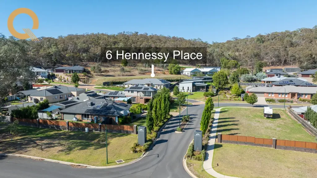 Hamilton Valley RARE OPPORTUNITY TO BUILD YOUR DREAM HOME