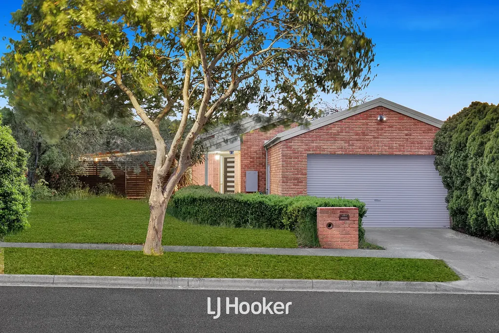 Berwick 3房 精致家庭生活与娱乐的理想居所 An Enviable Address for Refined Family Living & Entertaining