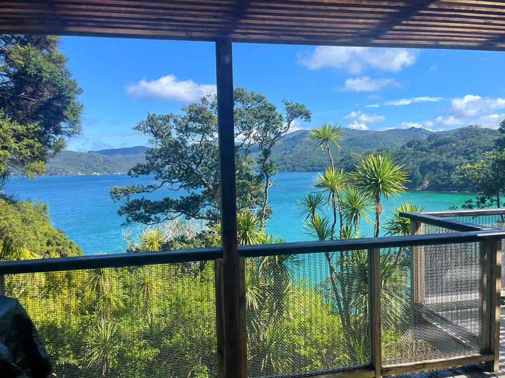 Great Barrier Island 3房  Private Coastal Retreat – Now Even More Attainable