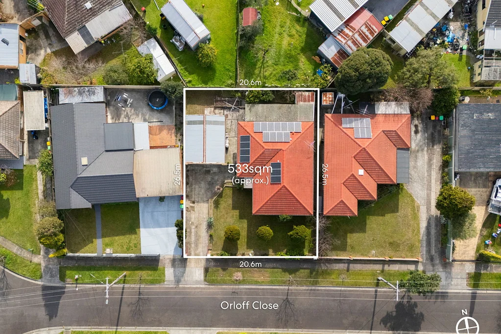 Clayton South 3Phòng ngủ First Time Offered in 50 Years with Outstanding Redevelopment Potential