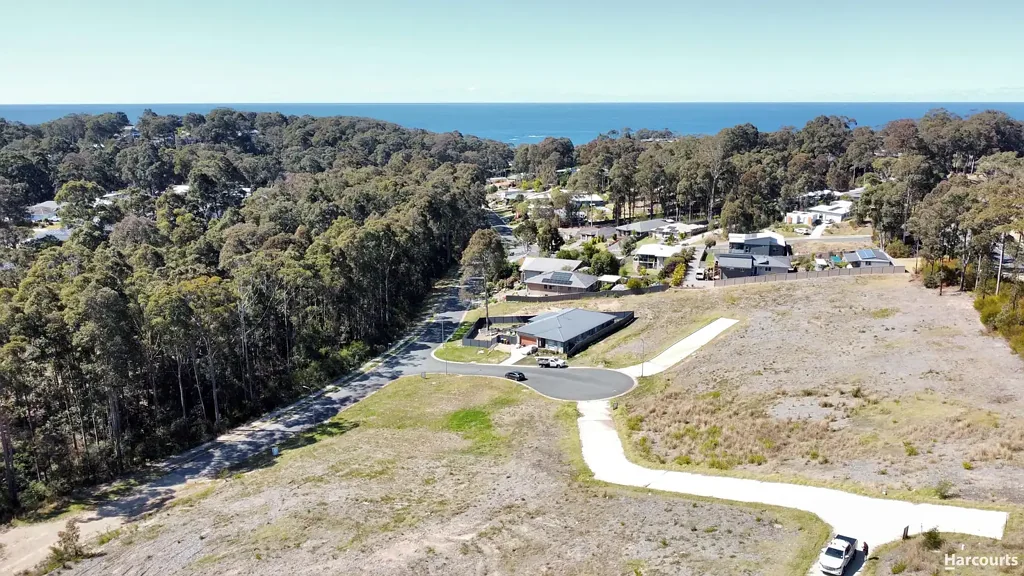 4 Wyena Close, Malua Bay, NSW 2536