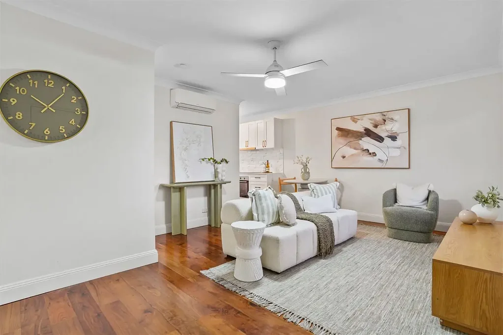 Newmarket 2ਬੈੱਡਰੂਮ LAST CHANCE! This One Is Coming Off the Market Monday!