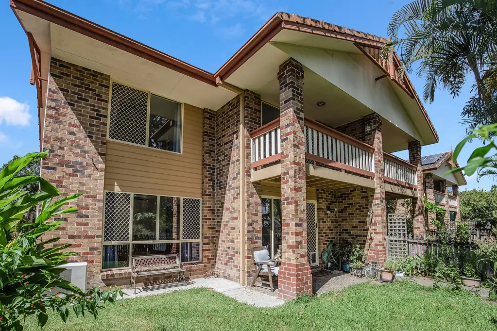 Nerang 2ਬੈੱਡਰੂਮ Spacious Townhouse with 2 Bedrooms + Study -  2.5 bathrooms - Low Body Corporate