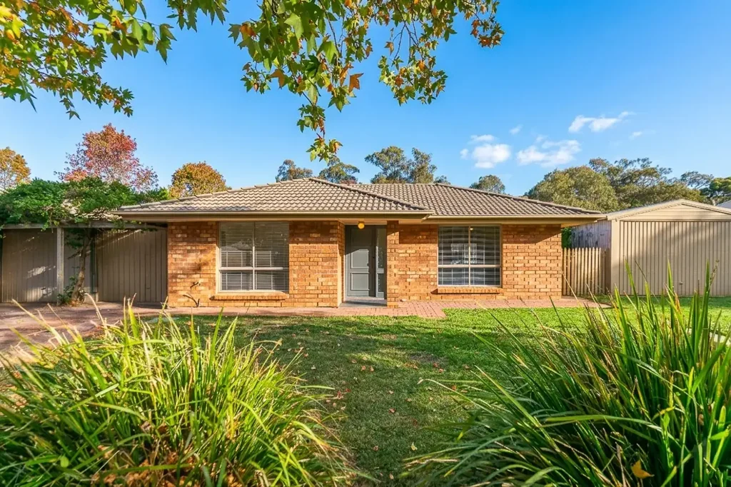 Mount Barker 3Phòng ngủ Fresh, Light and Easy Living.