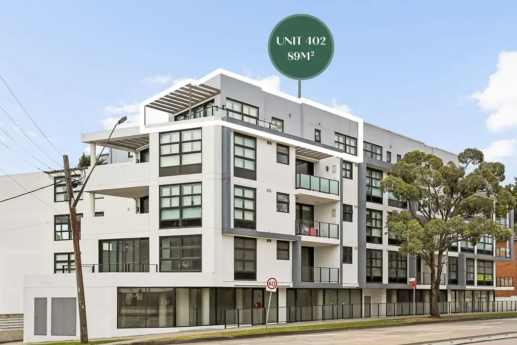 Strathfield 1ห้องนอน Modern Top Floor Corner Penthouse with a Wrap Around Balcony