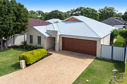 7 Alondro Way, Meadow Springs