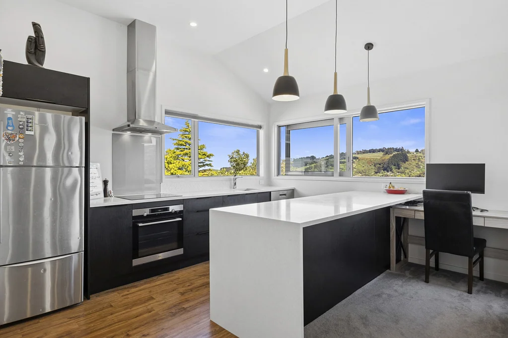 Belleknowes 3房  Impressive Home - Extensive Rebuild