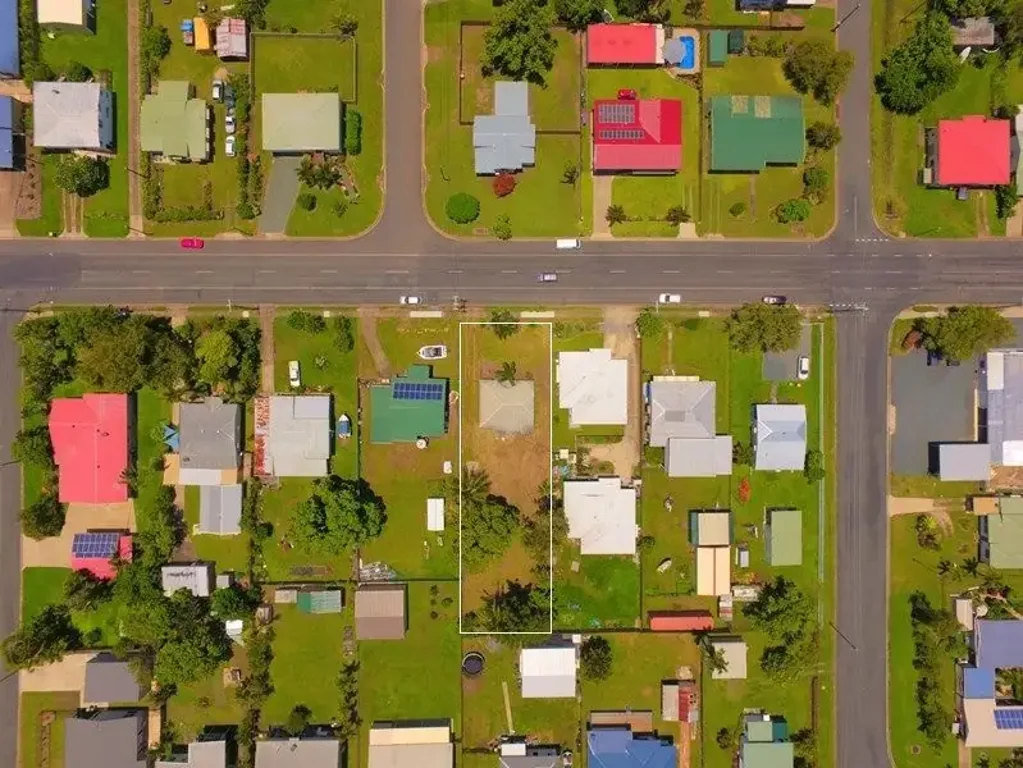 Proserpine 2कमरा Opportunity Awaits on a Generous 1,062sqm Allotment