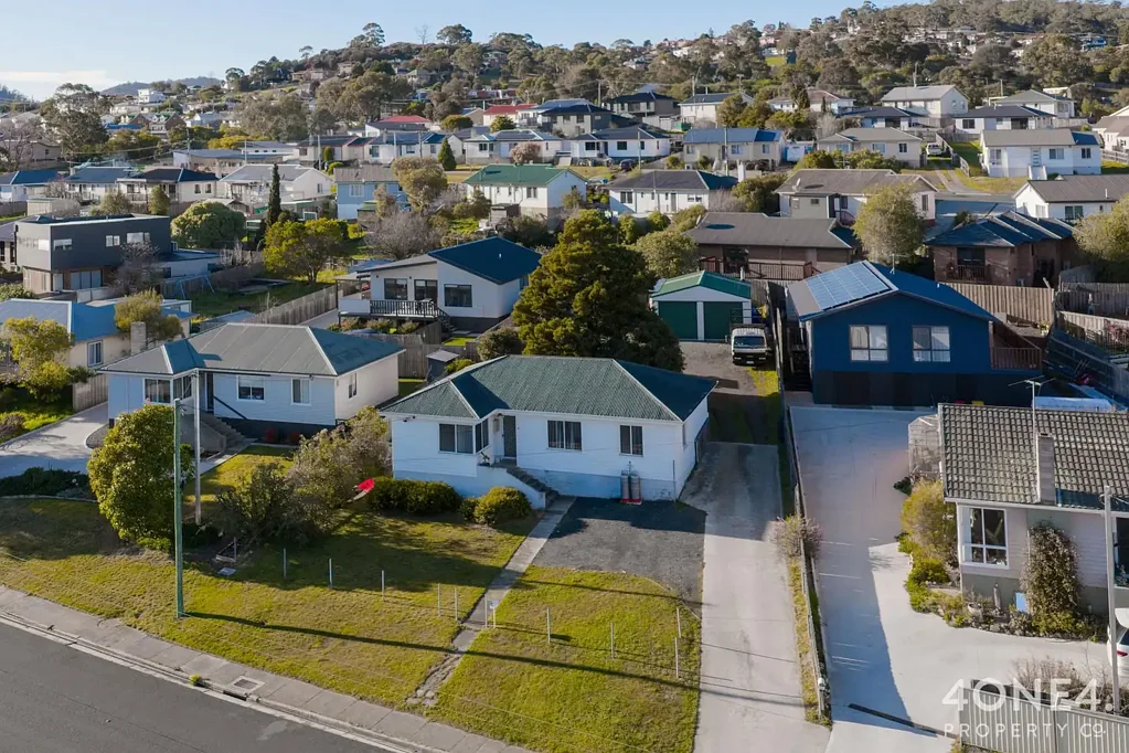 39 Bass Street, Warrane, TAS 7018