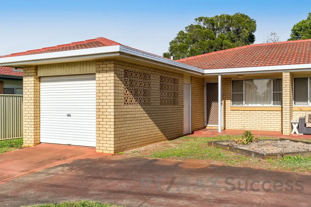 Quiet, Convenient Living in Darling Heights