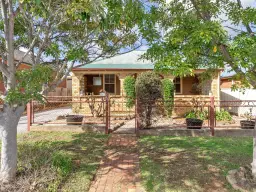 25 RODERICK ST, East Tamworth