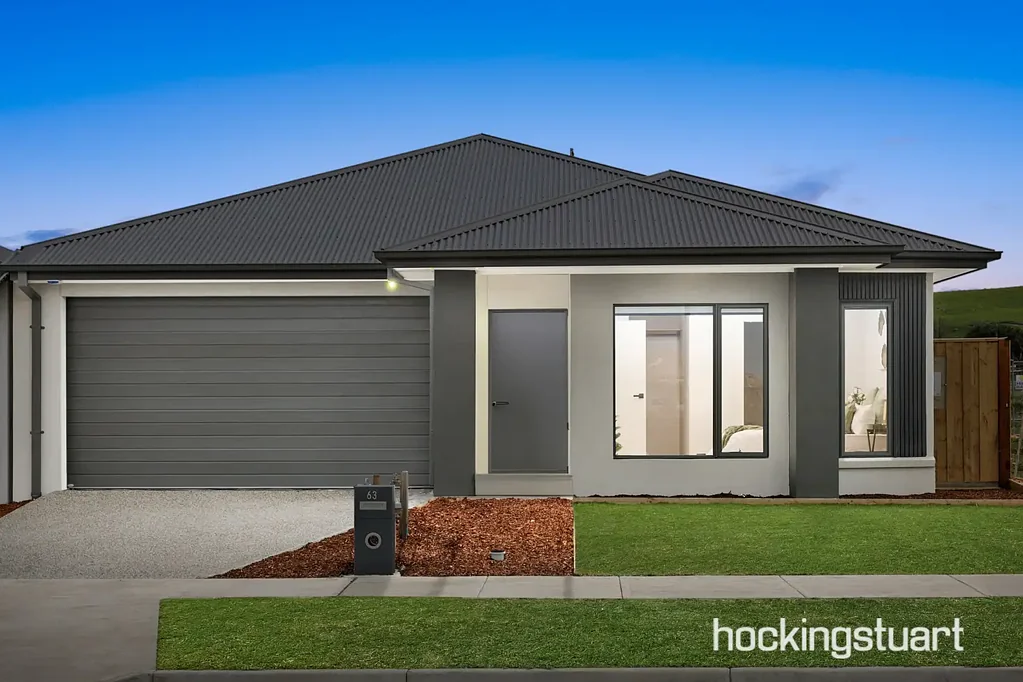 63 Batehaven Crescent, Donnybrook, VIC 3064