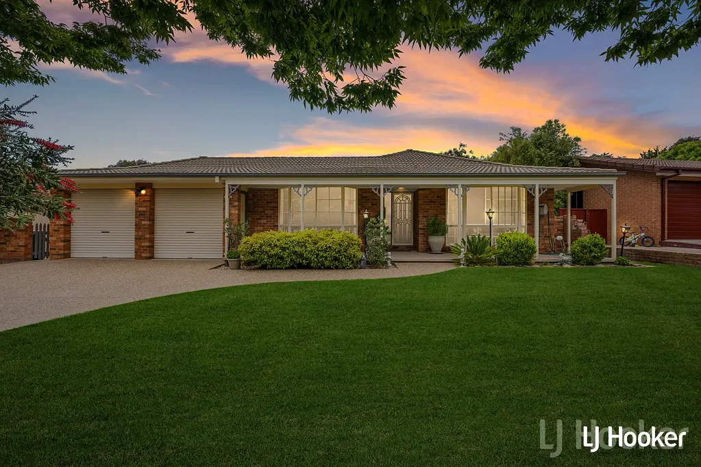 12 Majura Place, Jerrabomberra, NSW 2619