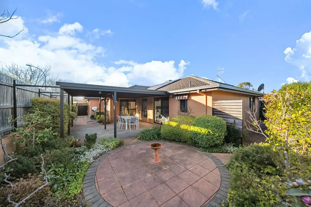 42 Shoobridge Circuit, Dunlop, ACT 2615