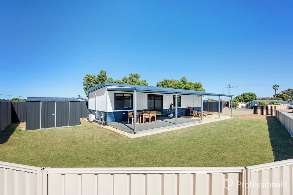 12 Goldsworthy Crescent, Spalding, WA 6530