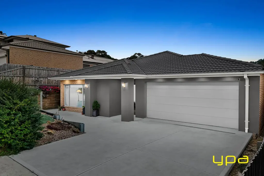 Pakenham 4침실 Custom Built Luxury Family Living with Million Dollar Views