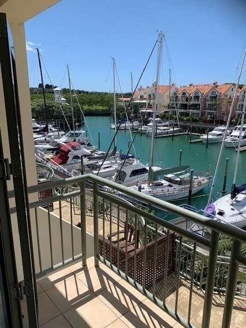 Beautiful Canal Views - Semi Furnished