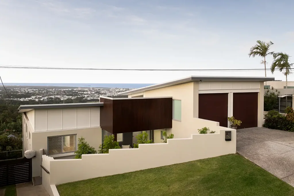 Buderim 4房  Buderim Dual Living with Sweeping Northern Views